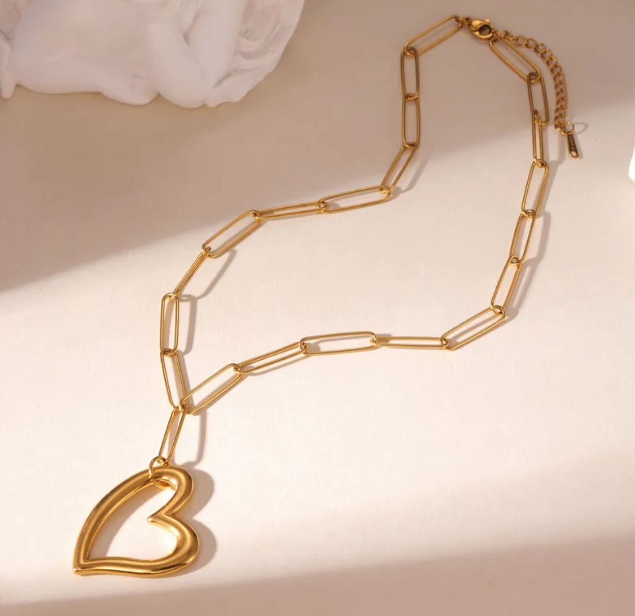 Collar corazón sólido