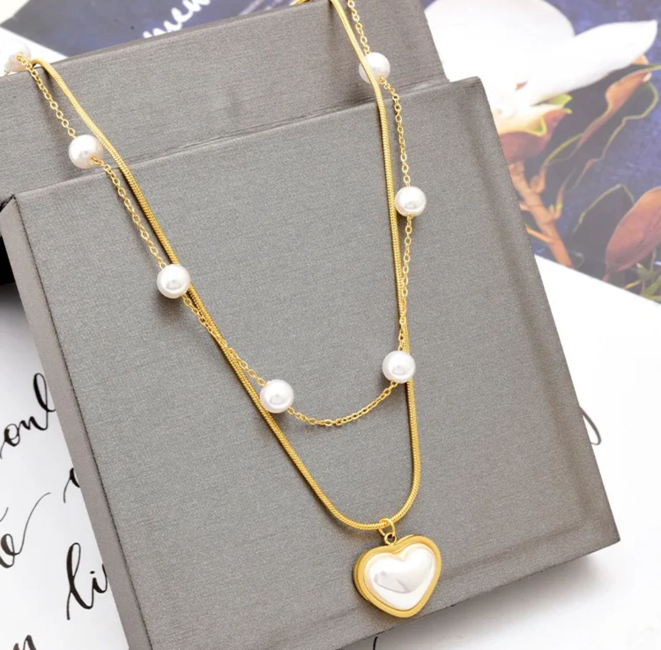 Doble Collar Perlado con Dije de Corazón