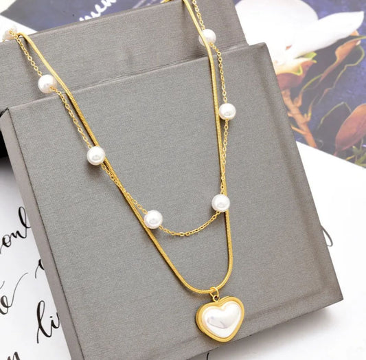 Doble Collar Perlado con Dije de Corazón