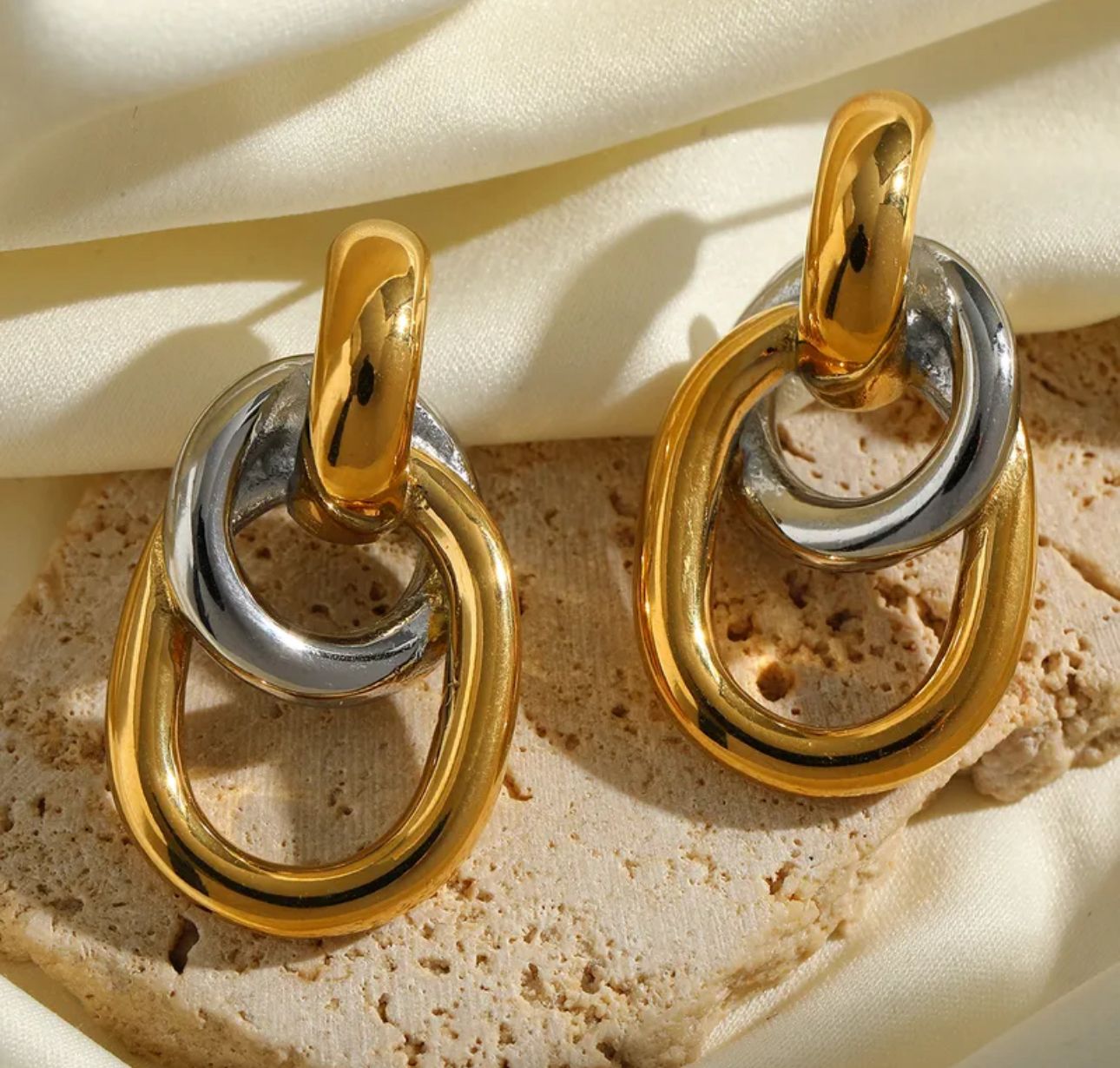 Aretes Dúo Metálico