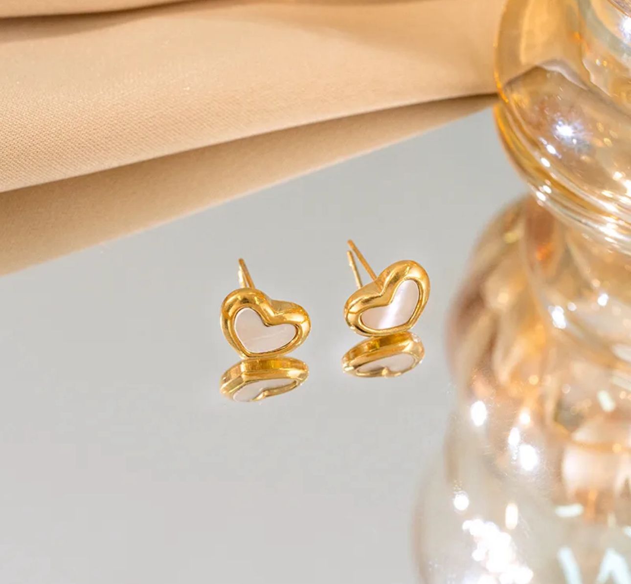 Set dorado con corazón