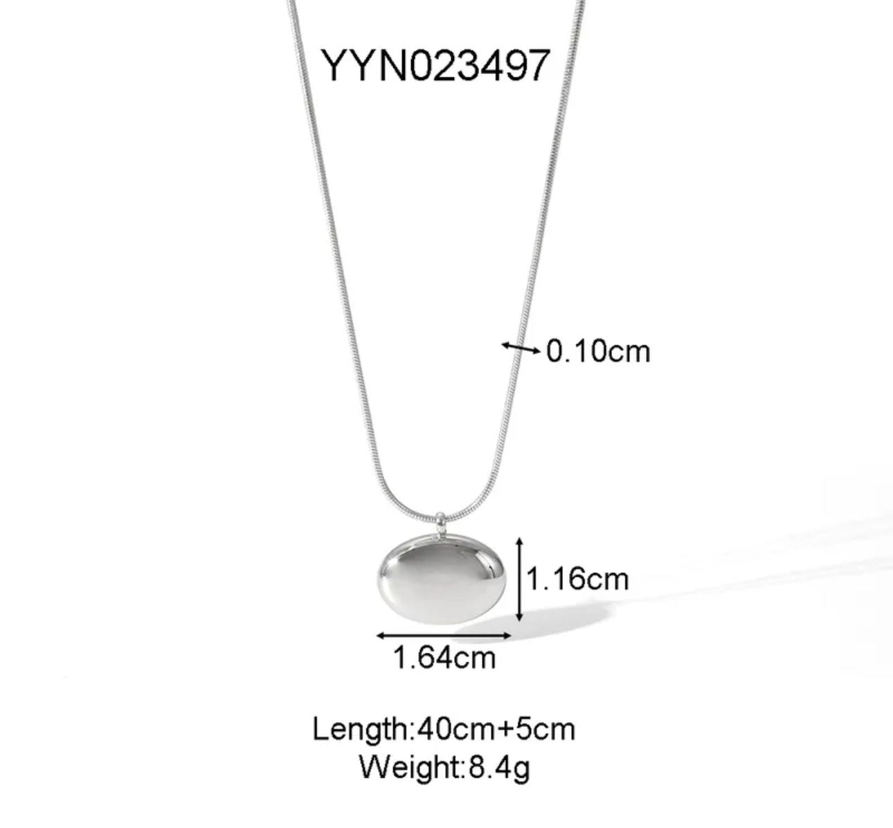 Set plateado con óvalo delicado